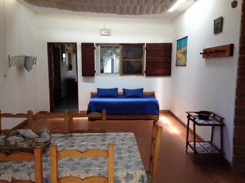 Imagen 3 de 10 de Casa A 1 Cuadra La Playa La Balconada La Paloma, Solo Familias