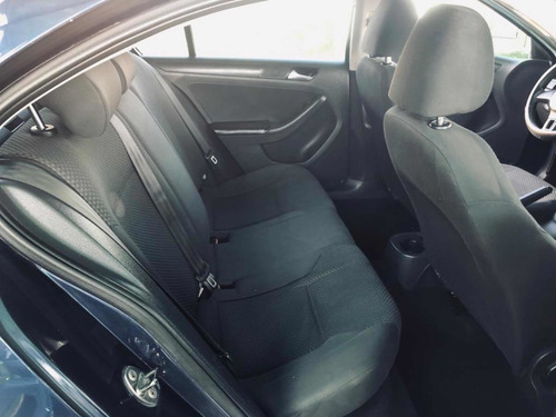 Imagen 12 de 14 de Volkswagen Jetta 2014 2.0 L4 Mt