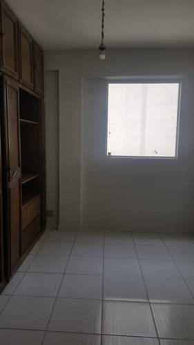 Apartamento À Venda Na Rua Rio De Janeiro, Centro, Belo Horizonte - Mg - Liv-8868