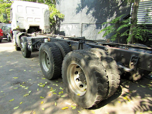 Volvo Vm Vm 330 Traccion 8x5 2017