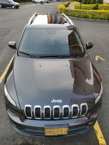 Jeep Cherokee 3.2 Longitude