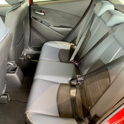 Imagen 5 de 14 de Mazda 2 Sport Grand Touring Lx Rojo | 2023