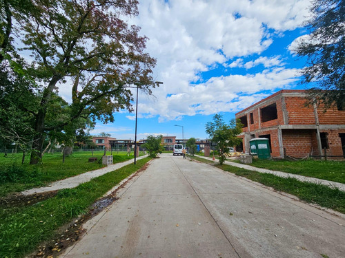 Terreno En Venta En Barrio Cerrado Santa Rita