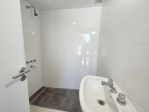 Venta Ph Casa 3 Ambientes Caseros Terraza