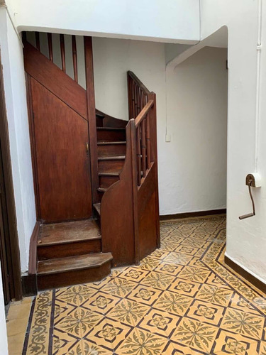 Apartamento Amplio 3 Dormitorios Y Patio - Anda