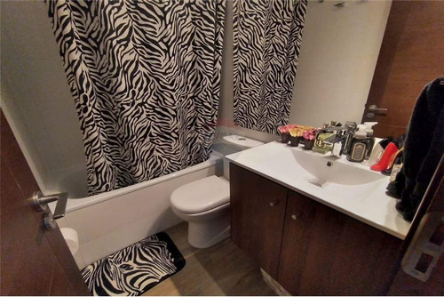 Imagen 12 de 21 de Townhouse Como Nuevo - Peñalolén 4d-4b-2e-b