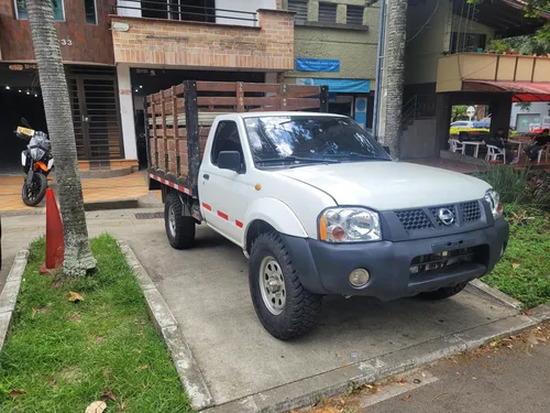 Nissan Frontier 3.0 STD D22 4X4 MT