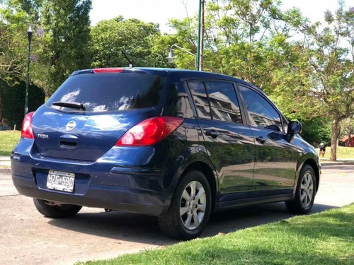 Imagen 2 de 10 de Nissan Tiida