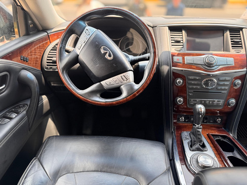 Infiniti QX80 5.6l Perfection 7 Pasajeros At