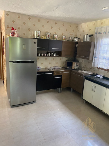 Imagem 13 de 15 de Casa 03 Dorm. Em Cachoeirinha - Bom Jesus Dos Perdões - 11256