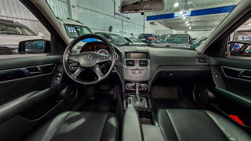 Mercedes-benz C 180 1.8 Cgi Classic 16v Gasolina 4p