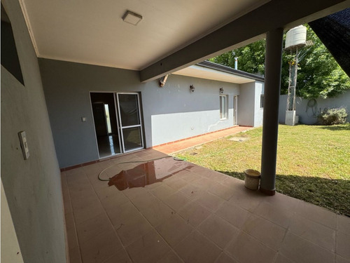 Vendo Casa Con 3 Habitaciones En Colón, Entre Ríos