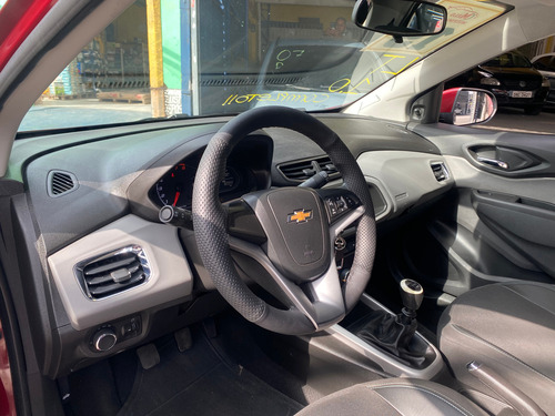 Chevrolet Onix ONIX HATCH LT 1.0 8V FLEXPOWER 5P MEC.