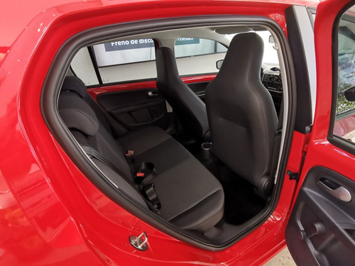 Volkswagen Up! Move Rojo 0km