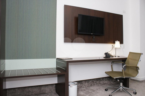 Imagem 6 de 20 de Flat Em Alphaville - Reo331559