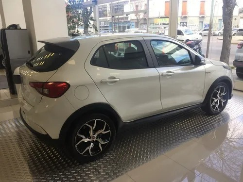 Imagen 3 de 15 de Fiat Argo Precision 1.8 Cuotas Fijas Tomamos Usado C-