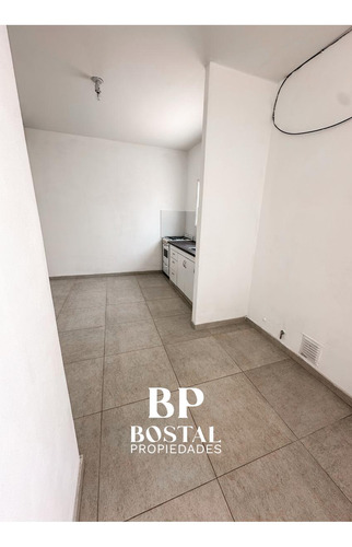 Departamento Planta Baja Un Dormitorio, Barrio Pacifico. Sin Expensas!