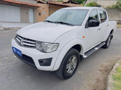 Mitsubishi L200 3.2 CD TB Int. Dies. Mec.