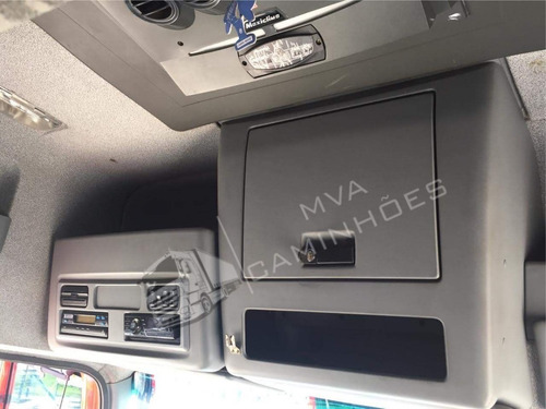 Imagem 6 de 9 de Mercedes 25.46 6x2t C/retarder + Carreta Liberato Graneleiro
