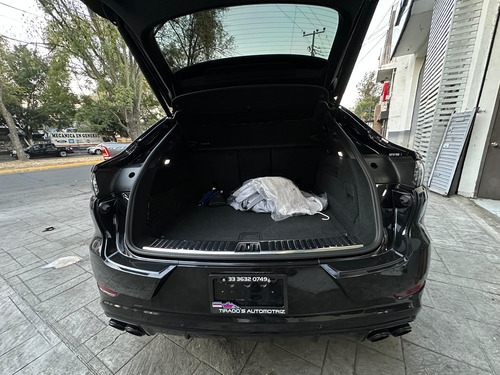 Porsche Cayenne coupé 3.0 v6 turbo at