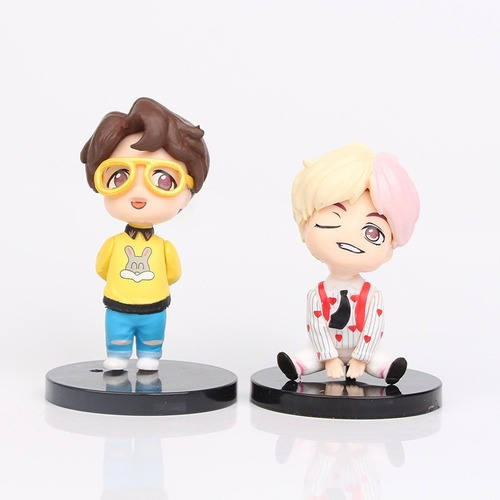 Set De 7 Minifiguras De Bts Pop Up Store House Of Bts