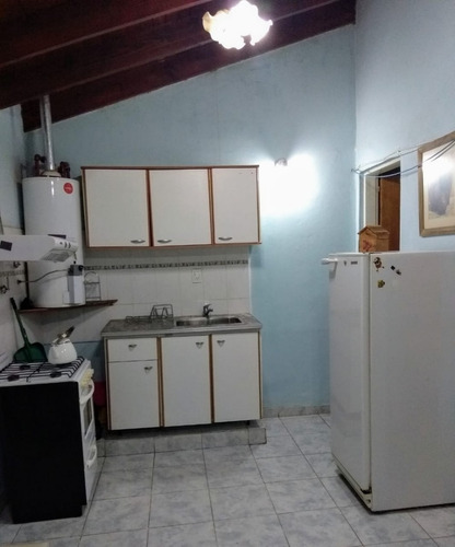 Imagen 5 de 9 de Amplio Dpto Amoblado P/5 Pasajeros En Planta Alta