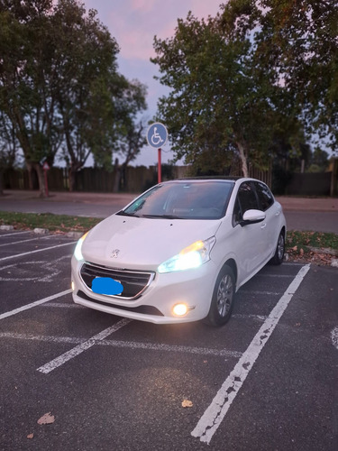 Peugeot 208 1.6 Allure Touchscreen