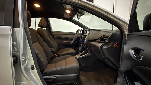 Toyota Yaris 1.5 107cv Xls Cvt
