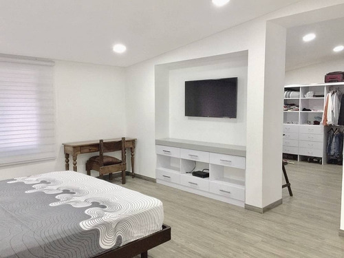 Imagen 10 de 26 de Rosmeli Vende Hermosa Casa En Trigal Norte , Valencia Calle Cerrada