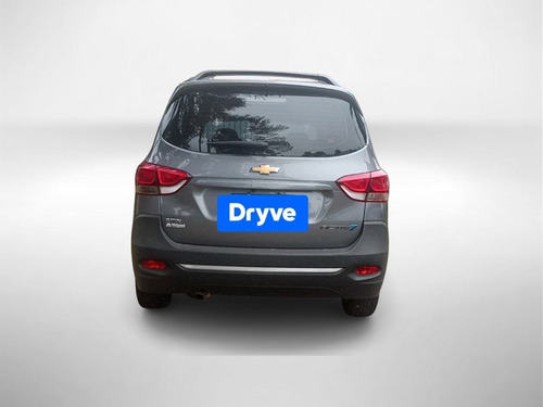 Imagem 5 de 12 de Chevrolet Spin Activ 7 1.8 8v Flex