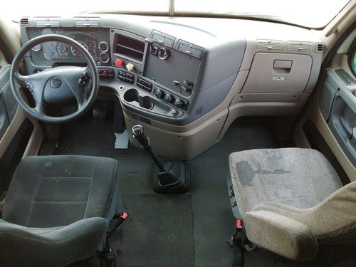 Imagen 14 de 14 de Tractocamion Freightliner Cascadia 125 Modelo 2014