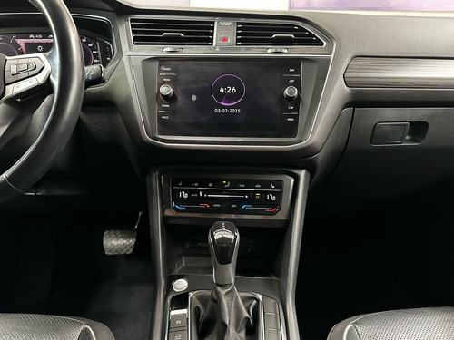 Volkswagen Tiguan 5p R-Line L4/2.0/T Aut