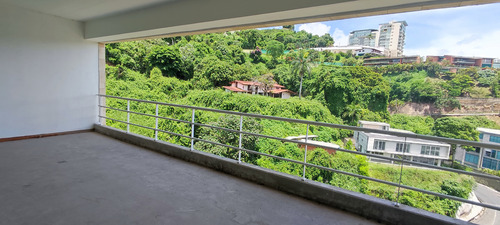 Se Vende Ph En Lomas De Las Mercedes