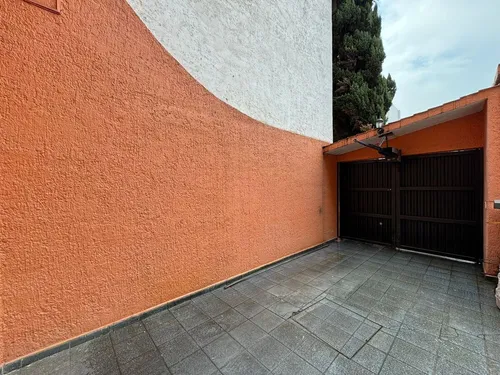 Se Vende Casa En Fraccionamiento En El Parque Coyoacan.