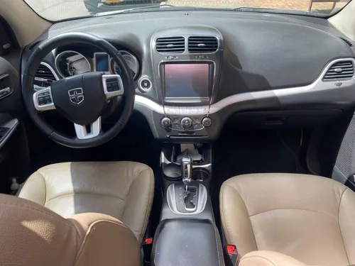 Dodge Journey 2.4 Sxt Fl