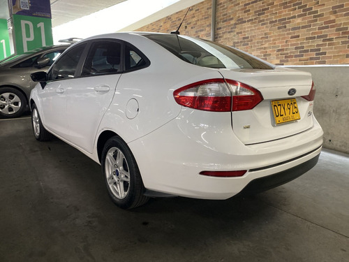 Ford Fiesta 1.6 Sportback Se