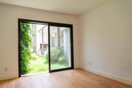 Imagen 10 de 22 de Divina Casa En Barrio Carmel !