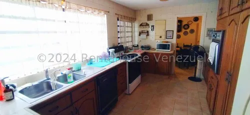 Casa En Venta En San Roman