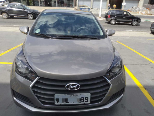Imagem 1 de 8 de Hyundai Hb20 2016 1.0 Comfort Plus Flex 5p