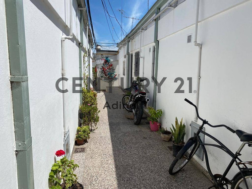 Imagen 2 de 18 de 72 E/ 29 Y 30 - Ph En Venta 1 Dormitorio Y Patio