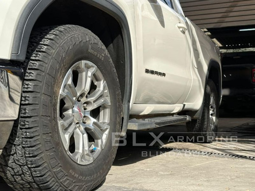 GMC Sierra 5.4 Cabina Regular Sle 4x4 At