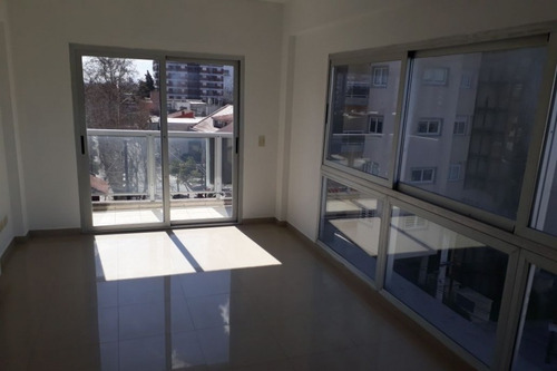 Imagen 7 de 11 de Semipiso En Venta En Ramos Mejia