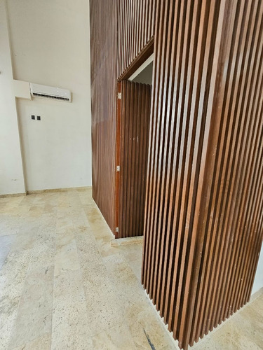 Oficinas Y Consultorios· Avenida 135 · Zona Sur · Seguridad · Elevadores