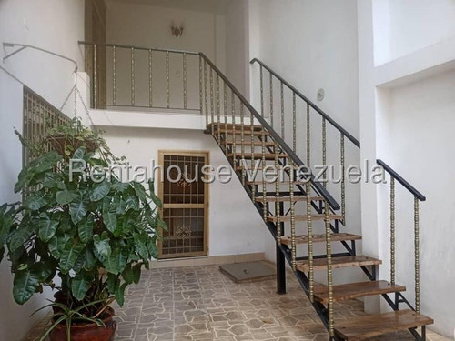 Norgelin Diaz Alquila Casa Comercial En El Centro De Barquisimeto Cod.25-14630