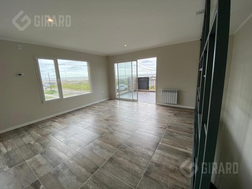 Imagen 21 de 28 de Duplex A Estrenar De 3 Ambientes, Barrio Caisamar.
