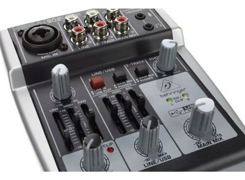 Consola Behringer 302usb Xenyx 5 Entradas Interfaz Usb