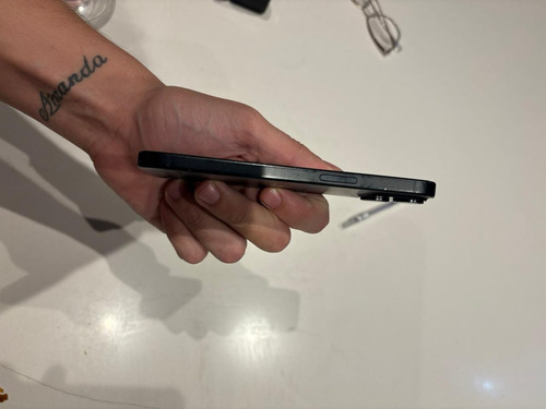 Apple Iphone 15 (128gb) Negro Usado Detalles !! Negro (Usado)