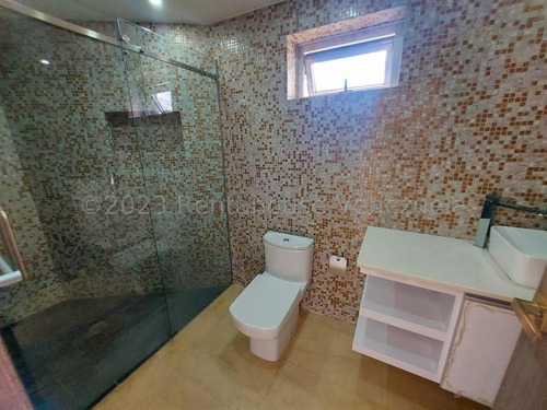 Imagen 20 de 27 de Se Vende Casa En La Lagunita