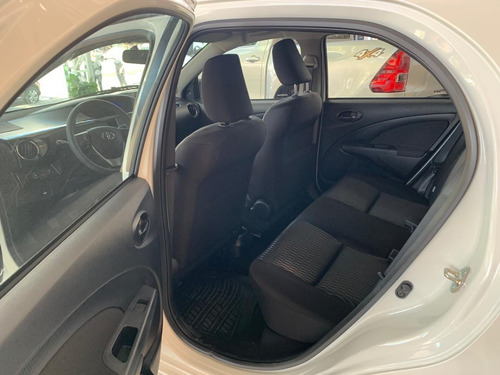 Toyota Etios 1.5 Xls 5 Puertas A/t Sarthou