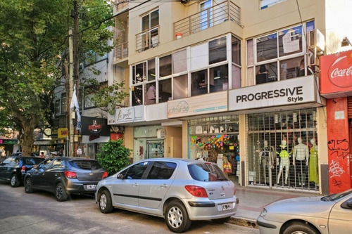 Local A La Calle En Venta En Ramos Mejia